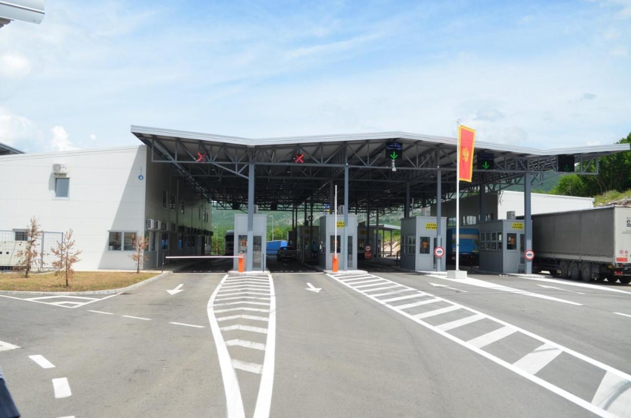Appartement Seosko Domacinstvo Starevina à Nikšić Extérieur photo
