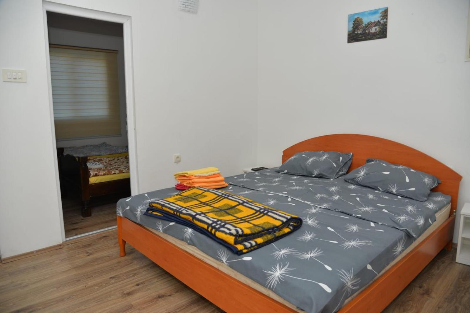 Appartement Seosko Domacinstvo Starevina à Nikšić Extérieur photo