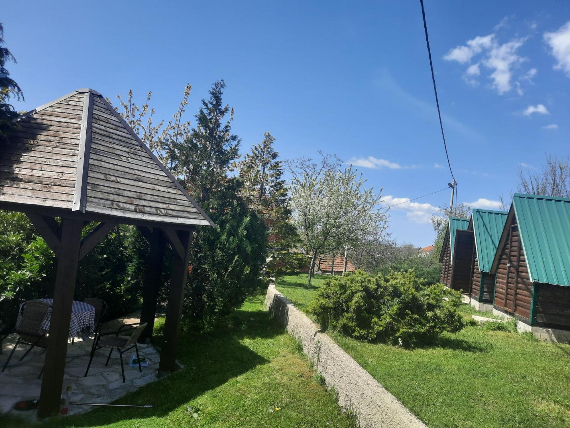 Appartement Seosko Domacinstvo Starevina à Nikšić Extérieur photo